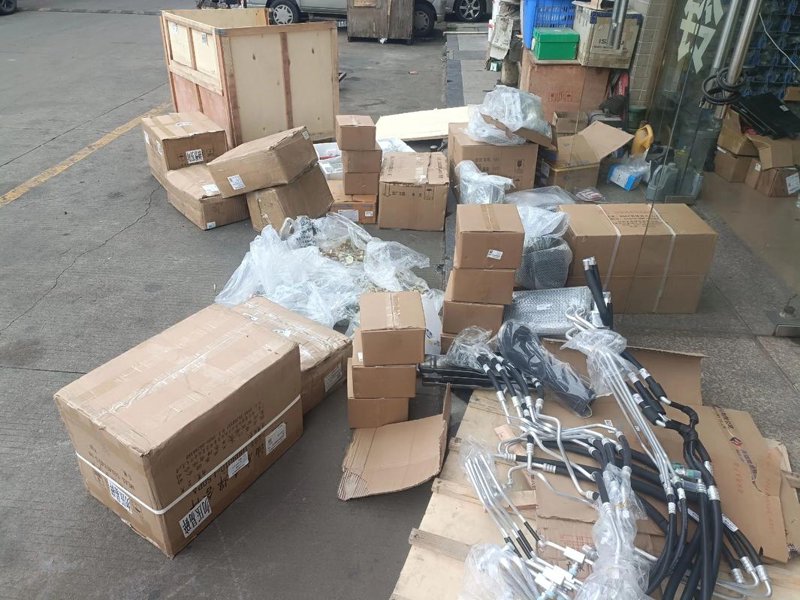 选择汽车配件批发的技巧与策略